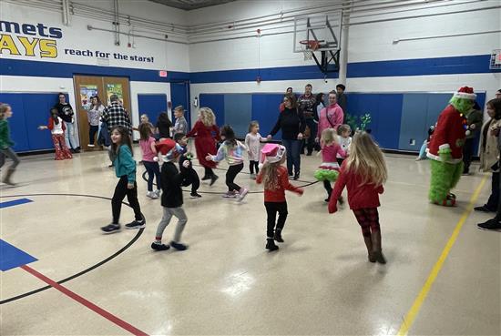 Kids dancing